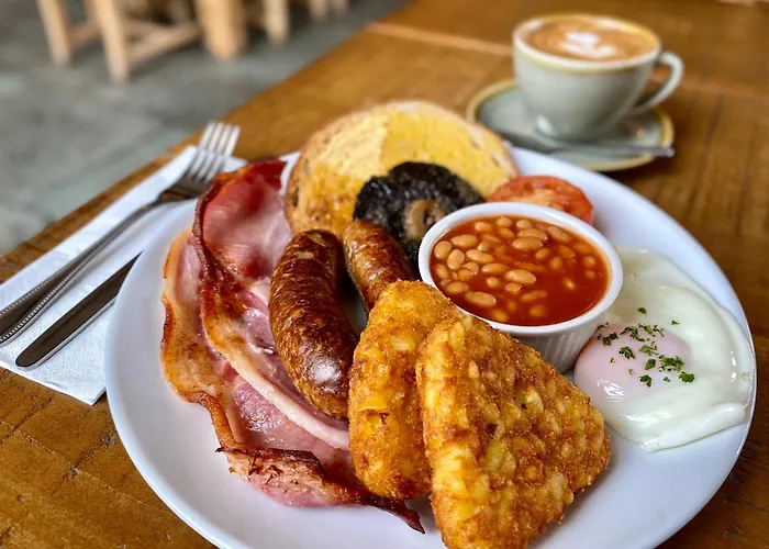 Nine Yards Family Glamping @ Farrington's Farm *