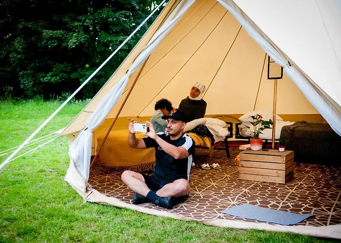 Nine Yards Family Glamping @ Farrington's Farm Tente de luxe